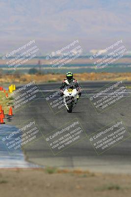 media/Aug-13-2023-CRA (Sun) [[1cfc37a6fb]]/Race 3 600 Superbike/Race/